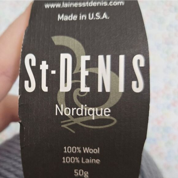 St. Denis Boreale Wool Yarn BLUE EGGSHELL 3 BALLS, 225 Yds Ea - Picture 11 of 12